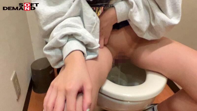 こう見えて照れ屋なドスケベ娘がそこら中でイキまくり汁出しまくり！青姦・リモバイ声我慢デート 奈築りお（仮名・20） アイキャッチ